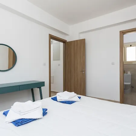 Diana Seaside * Pomos