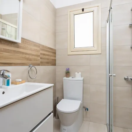 Villa Diana Seaside Pomos