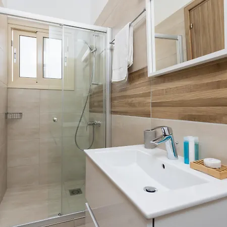 Diana Seaside Villa *